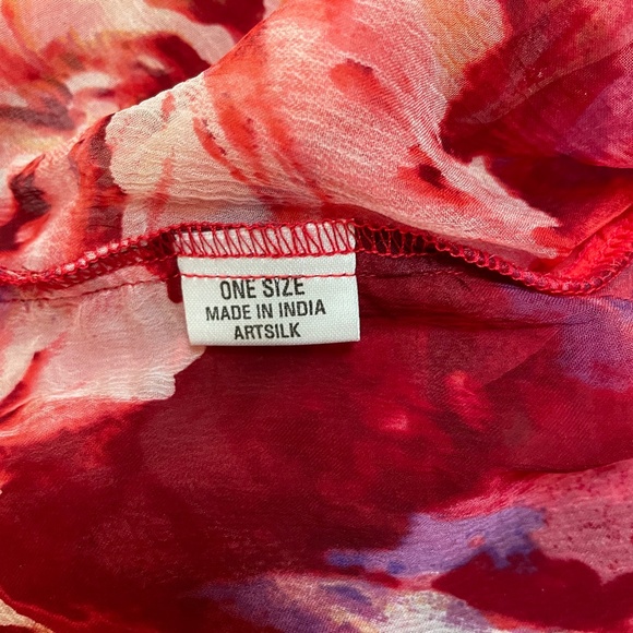 SHEER Trend! Sterling Styles, Yazdi Seattle Red Chiffon Floral Top OS NWT - Picture 14 of 14